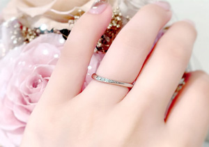 シンプルな結婚指輪は何を決め手に選ぶ？